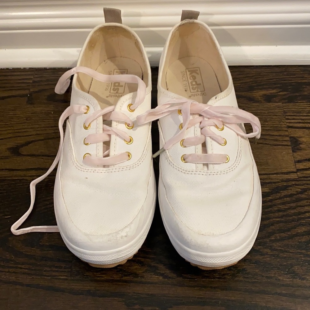 White Canvas Keds Size 9 - image 1